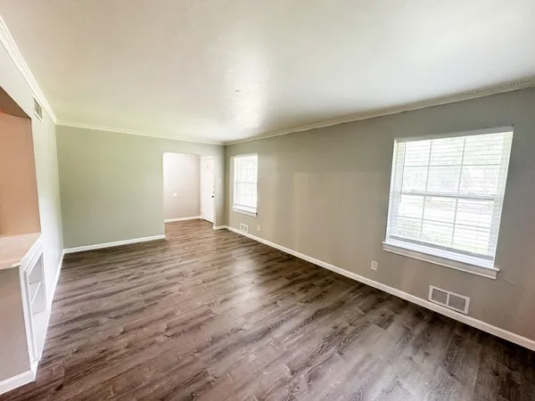$3,700 | 6461 Danbury Lane, Dallas, TX 75214