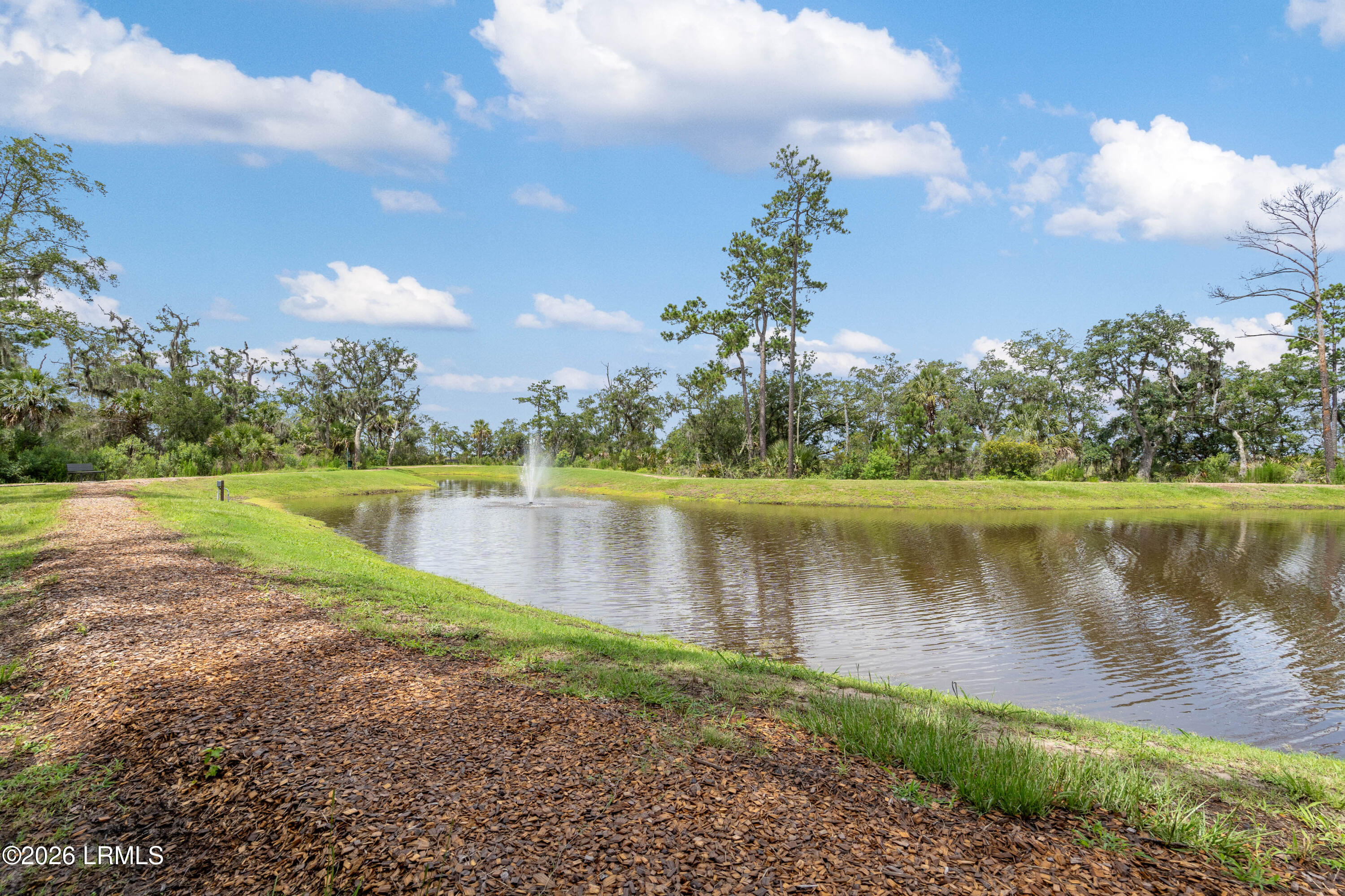 16 Rivulet Street Beaufort, SC 29906 - Photo 32 of 33 Walking trail