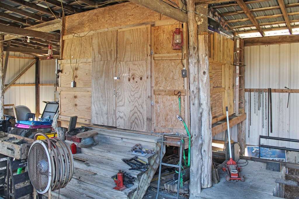 359 Bradshaw Road Austin, KY 42123 - Photo 8 of 25 Gallery Image 8