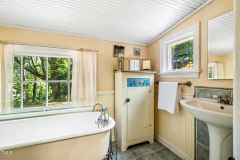 $439,000 | 10 Bynum Beach Road, Pittsboro, NC 27312