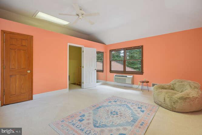 1005 Union Church Road McLean, VA 22102 - Photo 35 of 52 Loft