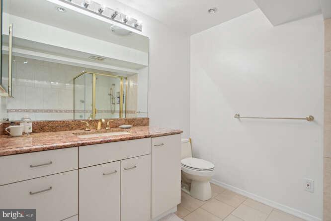 1005 Union Church Road McLean, VA 22102 - Photo 39 of 52 En Suite Bath