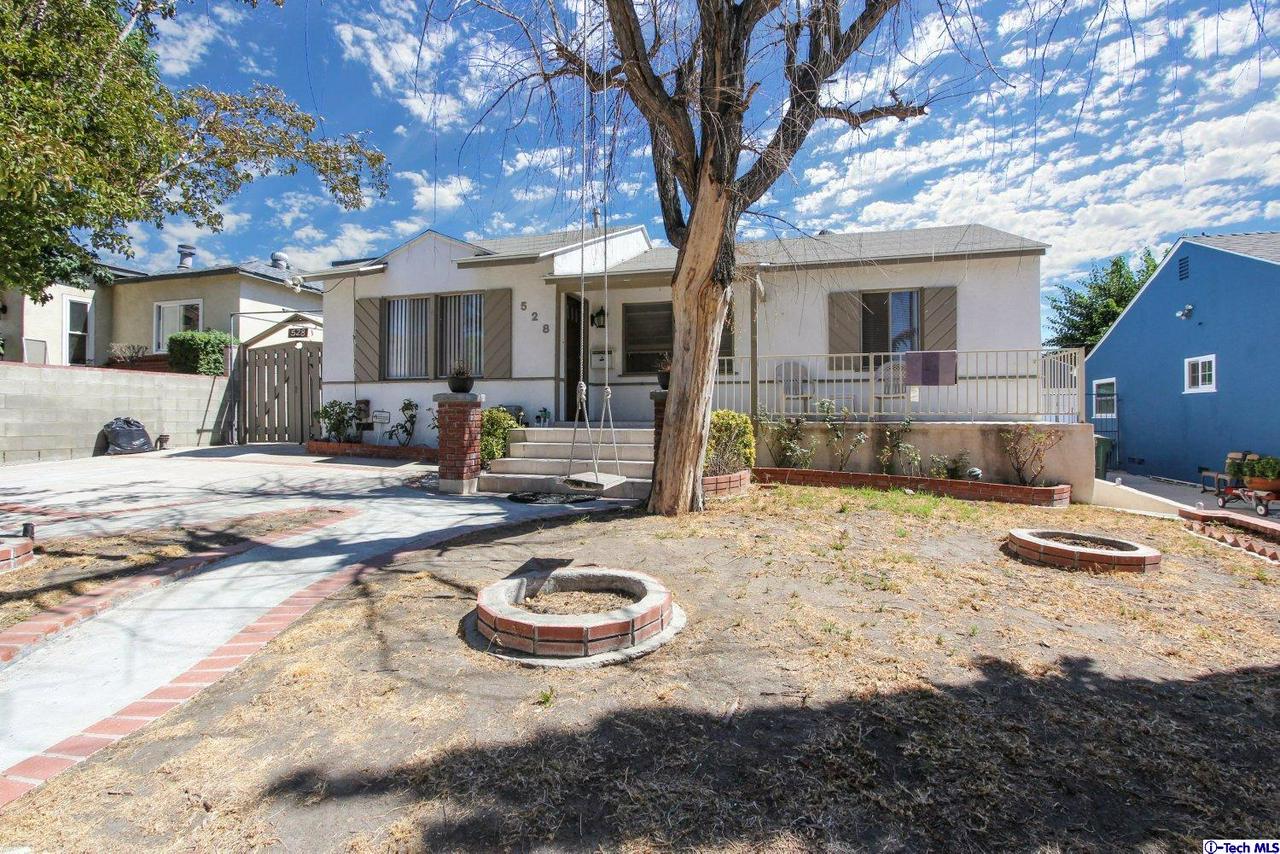 528 Stanford Road Burbank, CA 91504 - Photo 2 of 30 Gallery Image 2