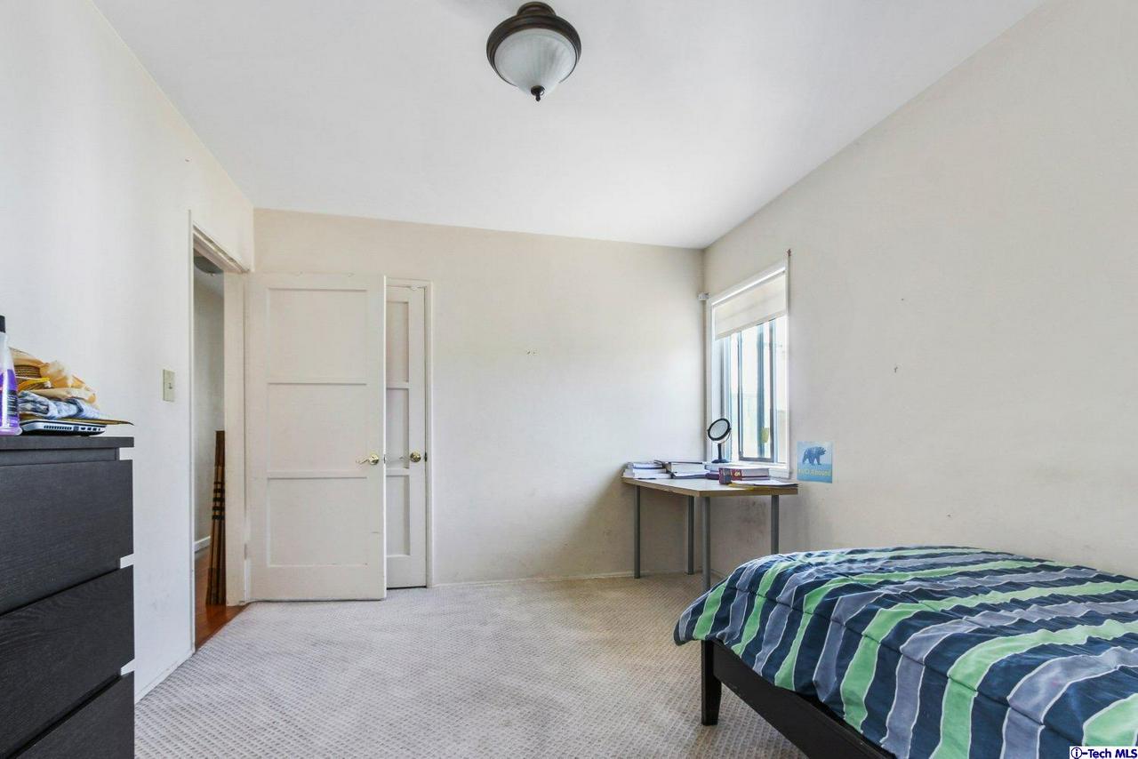 528 Stanford Road Burbank, CA 91504 - Photo 20 of 30 Gallery Image 20