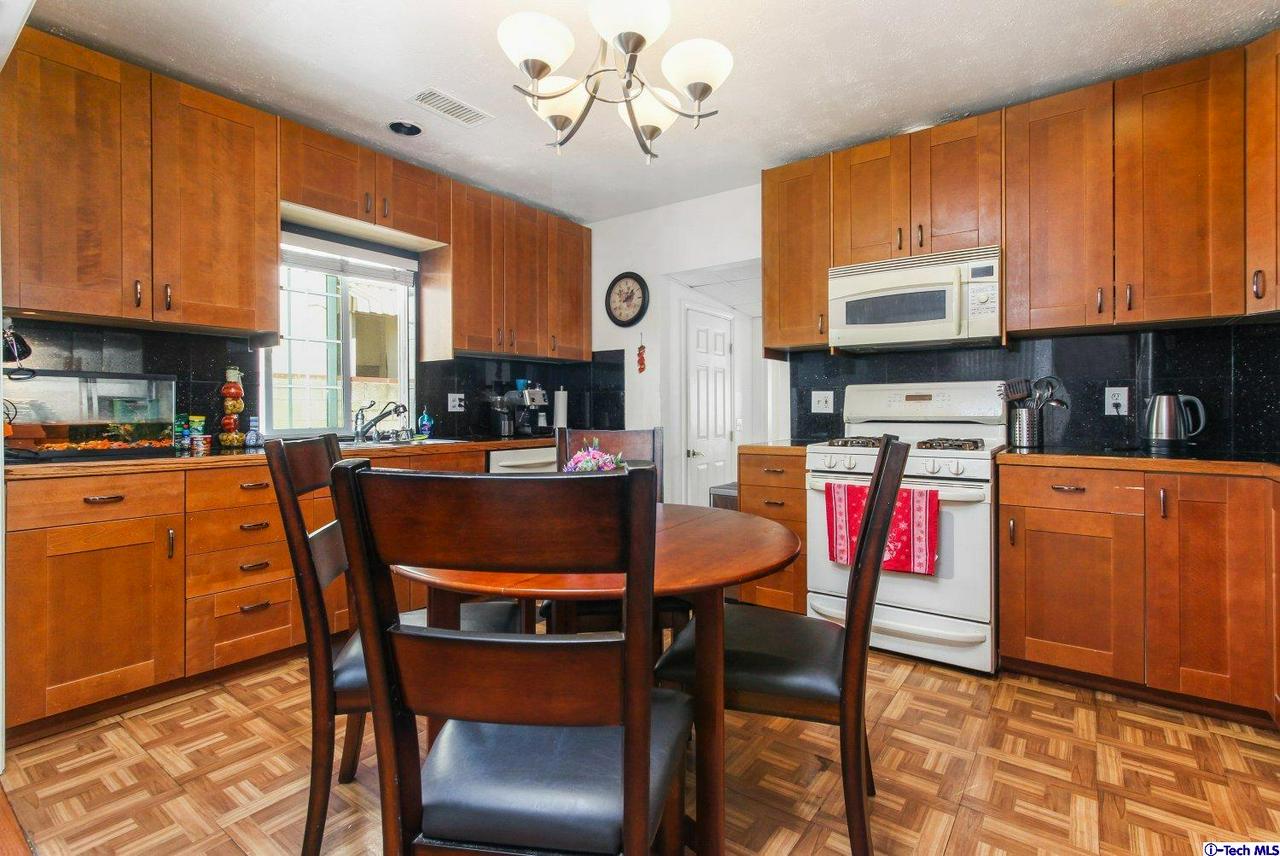 528 Stanford Road Burbank, CA 91504 - Photo 9 of 30 Gallery Image 9