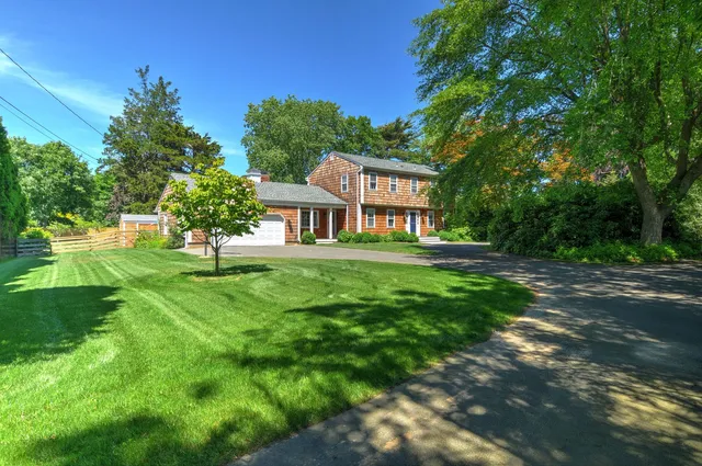 $50,000 | 82 Toilsome Lane, East Hampton, NY 11937