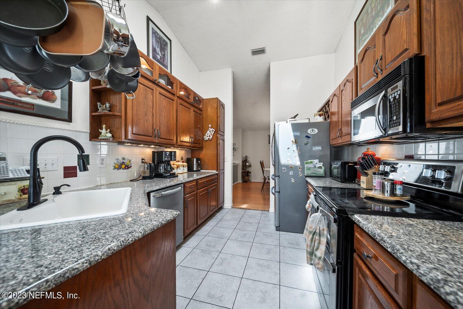 44 Perrotti Lane Palm Coast, FL 32164 - Photo 15 of 27 20-DSC03118