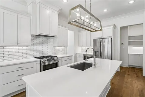 $580,000 | 224 Chateau Papillon, Mandeville, LA 70471