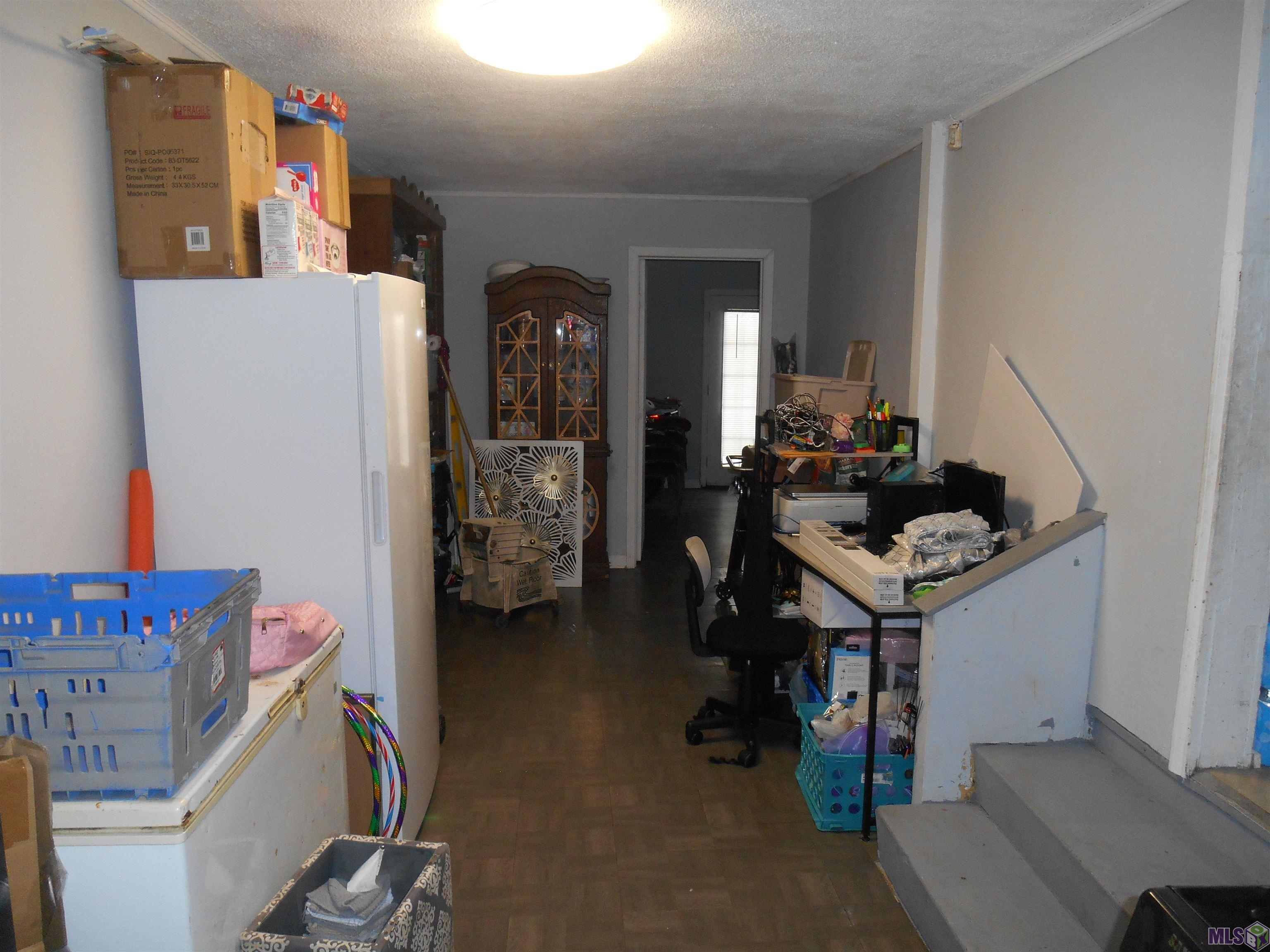 2925 Seneca Street Baton Rouge, LA 70805 - Photo 24 of 35 INSIDE STORAGE