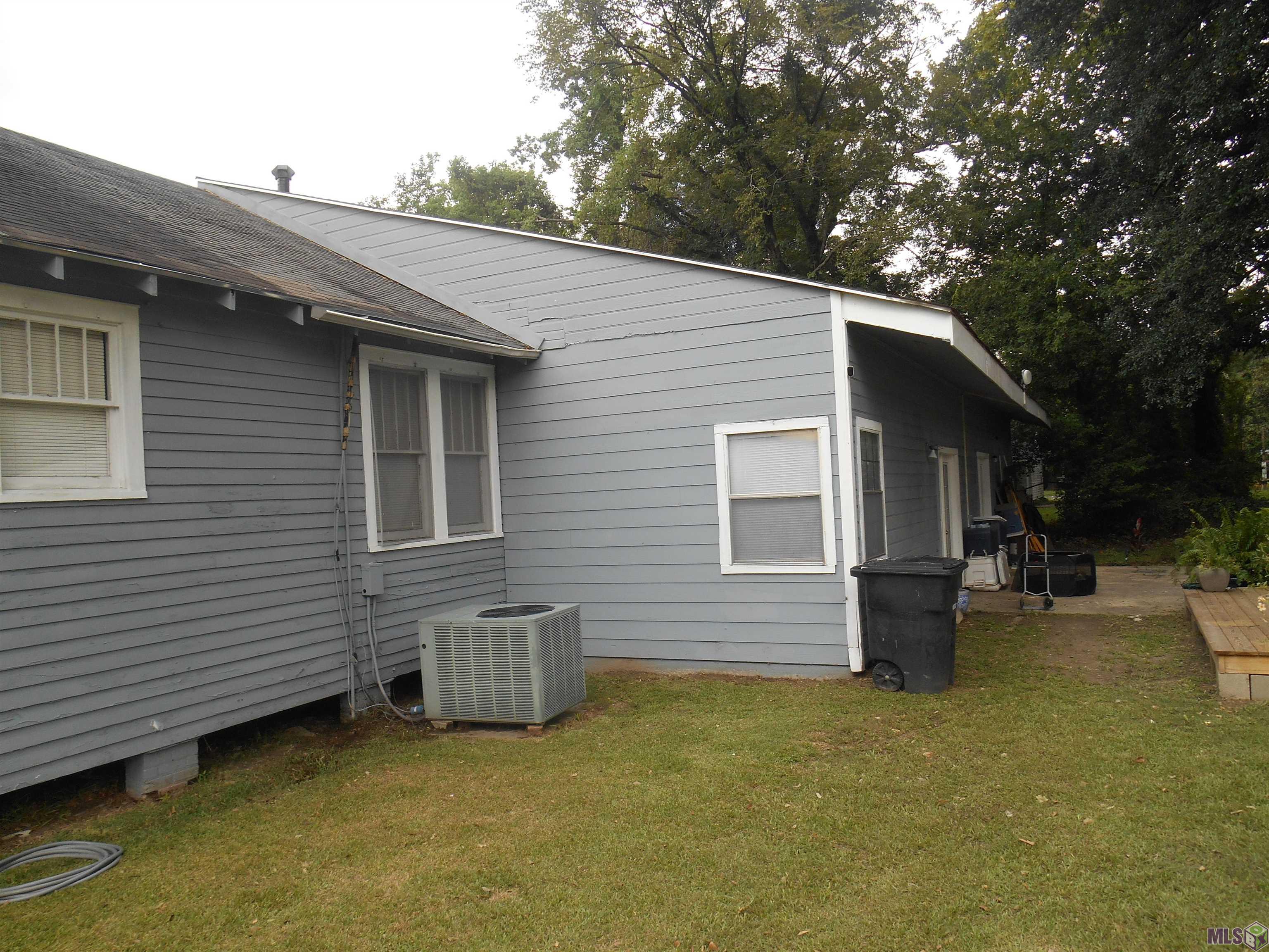 2925 Seneca Street Baton Rouge, LA 70805 - Photo 26 of 35 E SIDE OF HOME