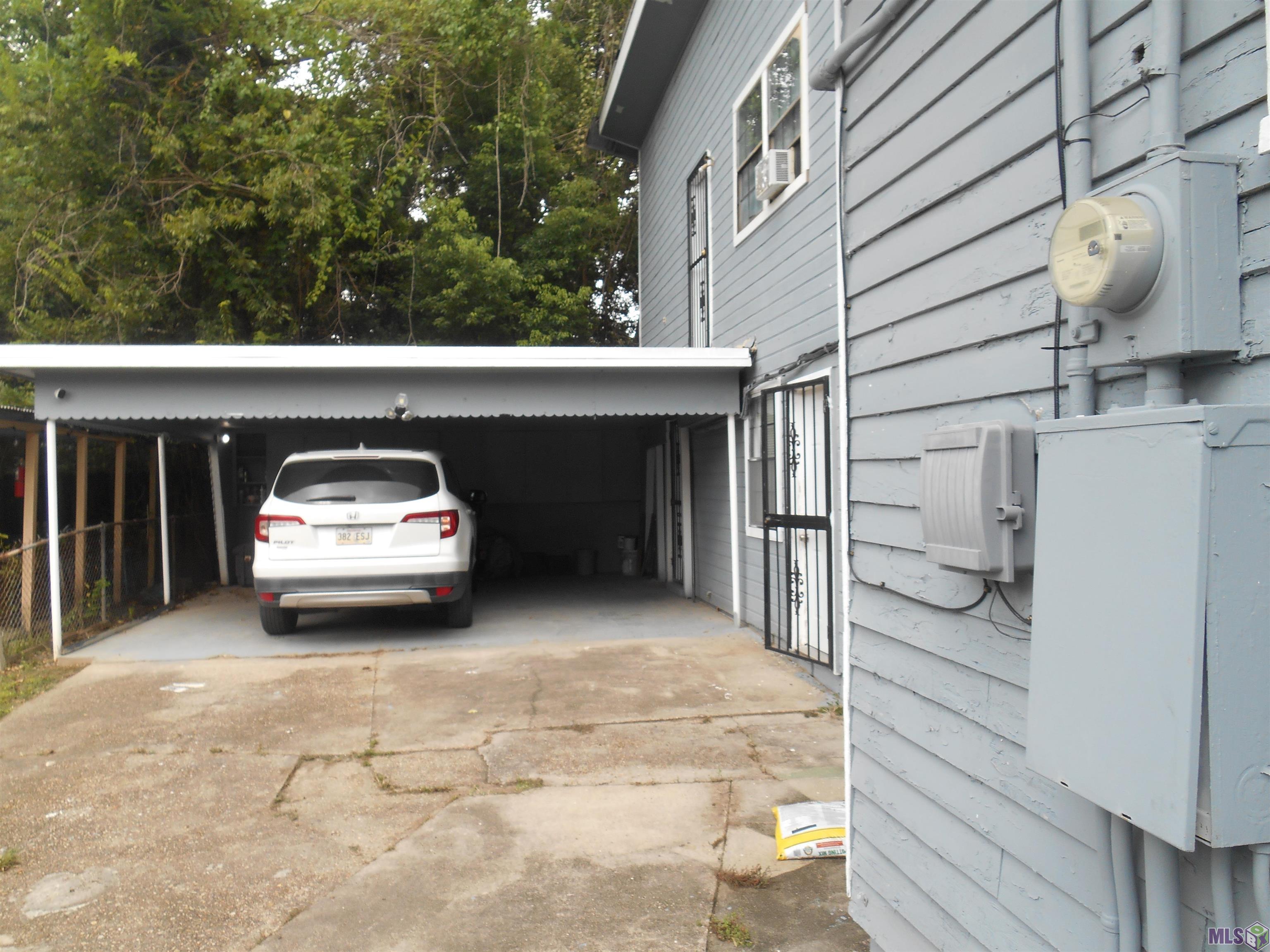 2925 Seneca Street Baton Rouge, LA 70805 - Photo 29 of 35 CARPORT