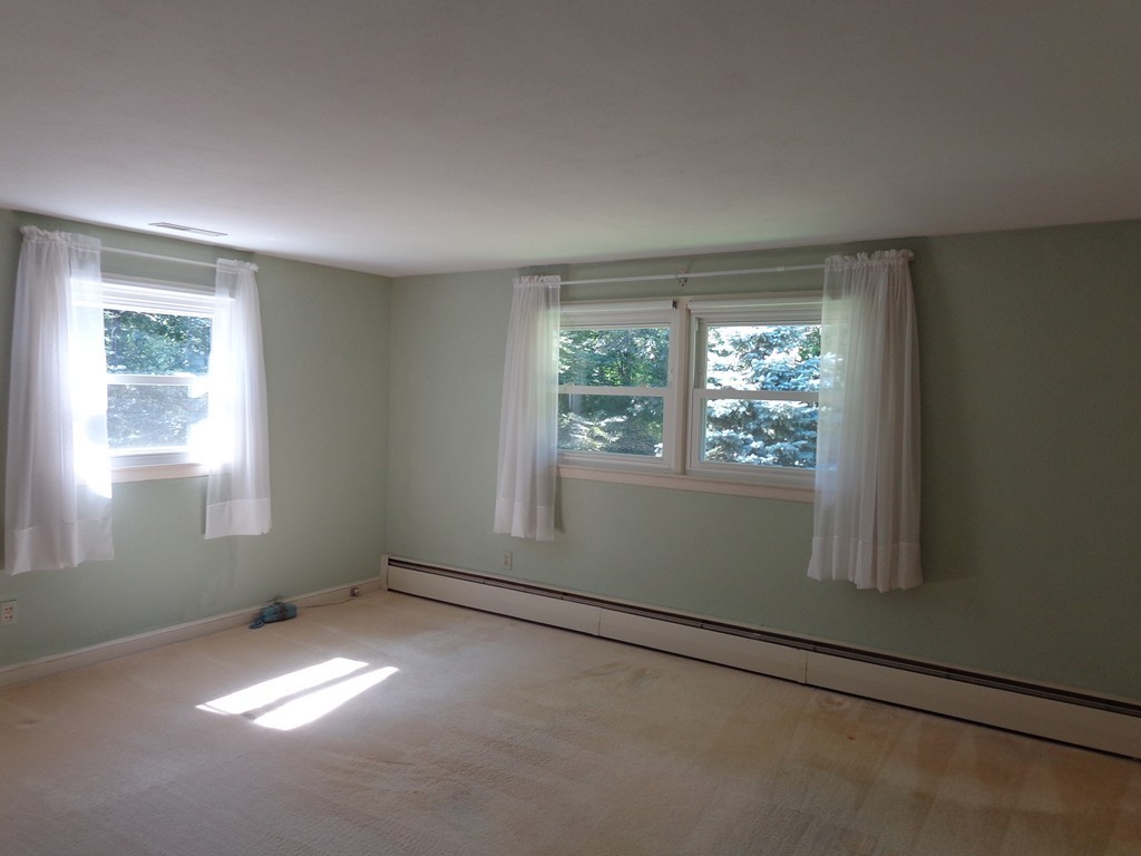 517 Chadwick Road Haverhill, MA 01835 - Photo 11 of 23 Gallery Image 11