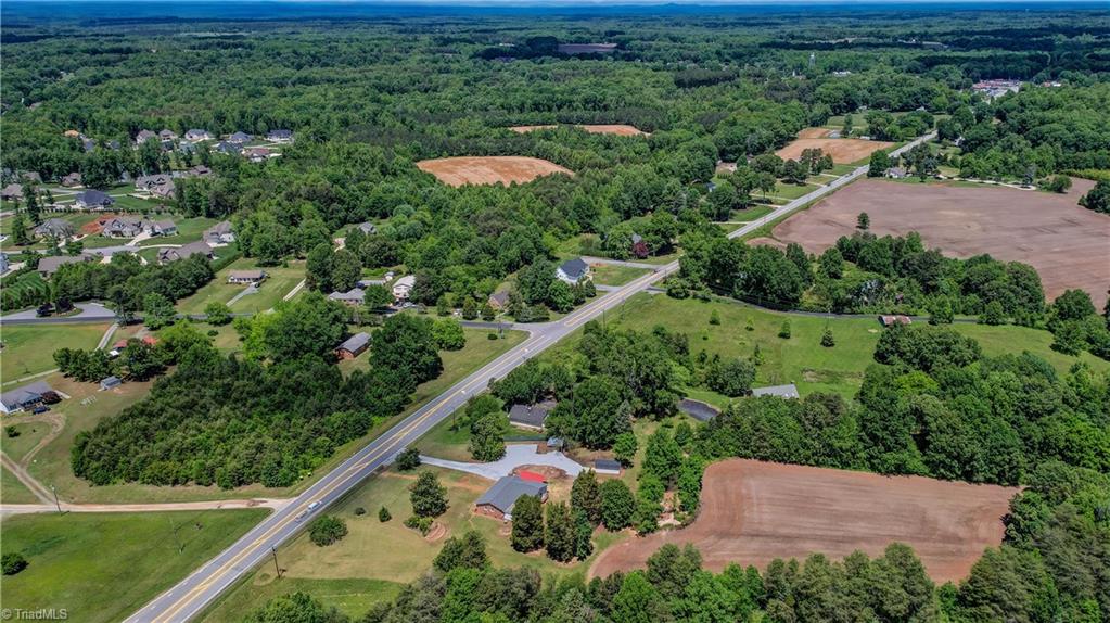 7792 Highway 68 Stokesdale, NC 27357 - Photo 6 of 42