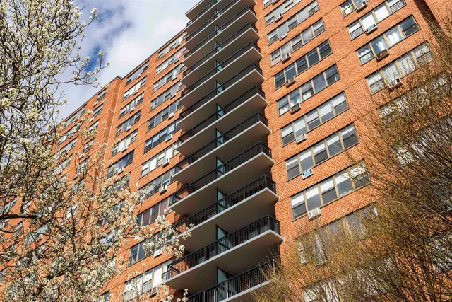 $400,000 | 500 Central Avenue, Unit 520, Union City, NJ 07087