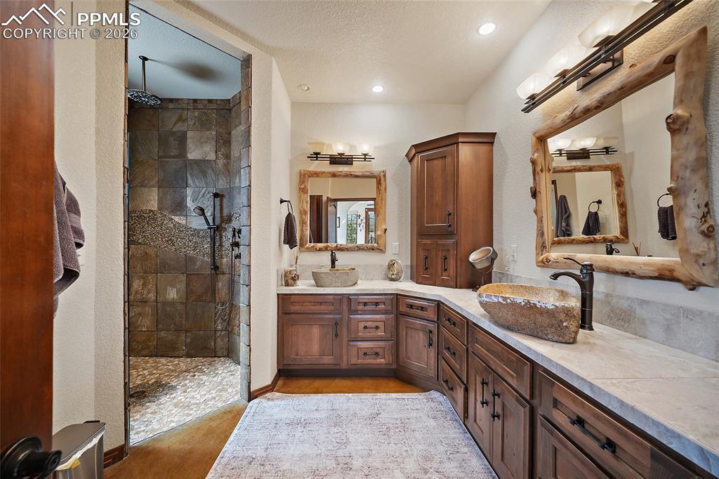 8200 Abbey Road Pueblo, CO 81004 - Photo 23 of 46