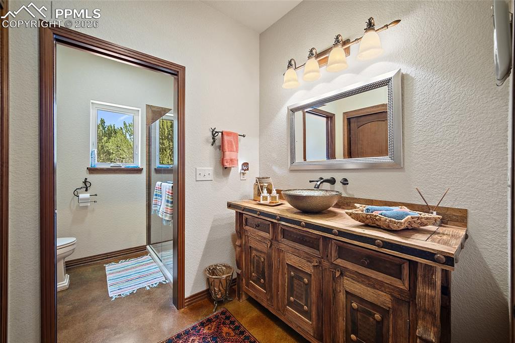 8200 Abbey Road Pueblo, CO 81004 - Photo 29 of 46