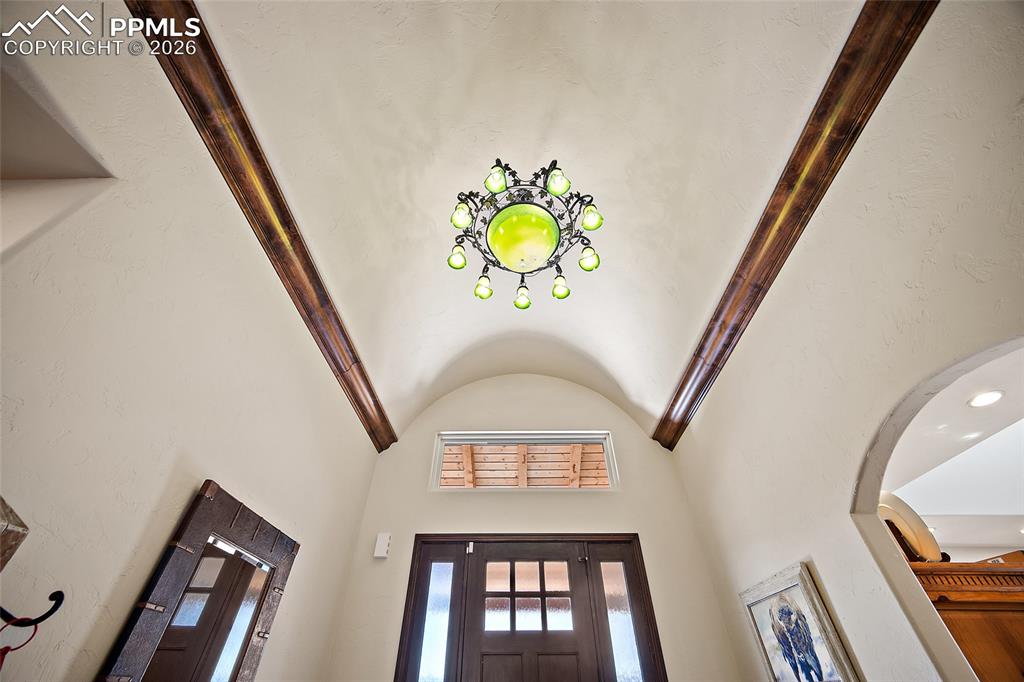 8200 Abbey Road Pueblo, CO 81004 - Photo 5 of 46