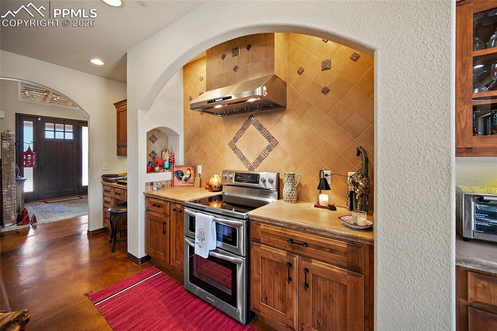 8200 Abbey Road Pueblo, CO 81004 - Photo 9 of 46