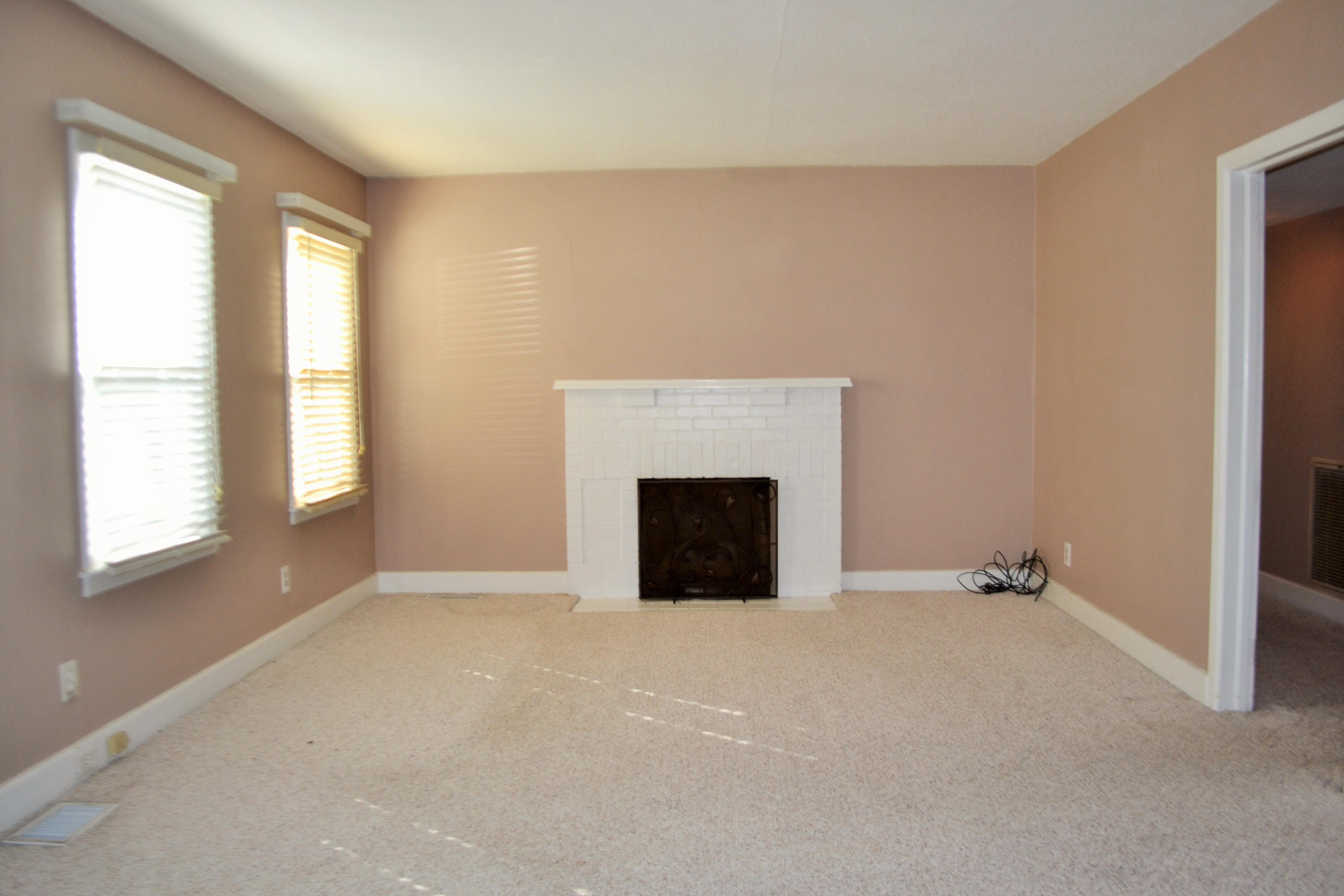 305 Friar Road Chattanooga, TN 37421 - Photo 3 of 23 DSC_0509 (2)