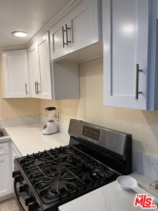 4345 154th Street, Unit 16 Lawndale, CA 90260 - Photo 11 of 31