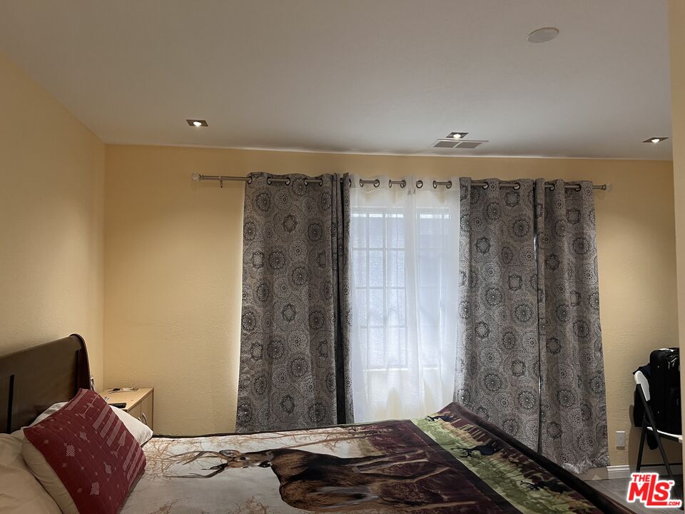 4345 154th Street, Unit 16 Lawndale, CA 90260 - Photo 16 of 31