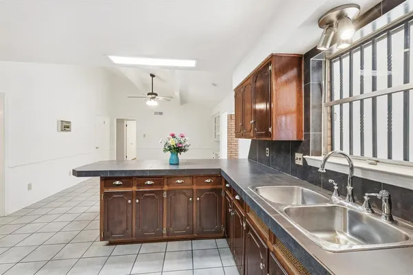 $349,900 | 1809 Toplea Drive, Euless, TX 76040