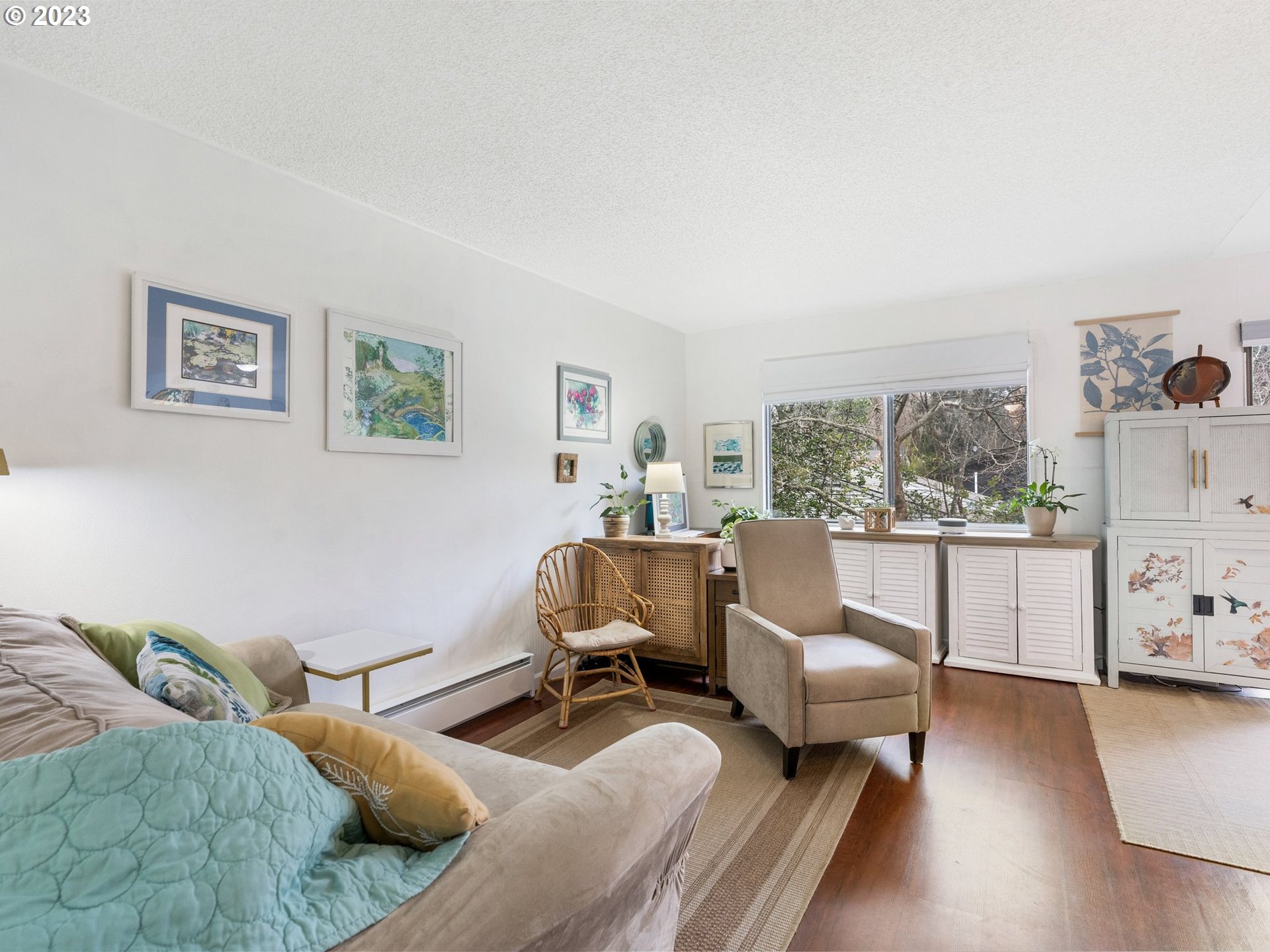 3204 Southwest Carson Street Portland, OR 97219 - Photo 7 of 27 Gallery Image 7
