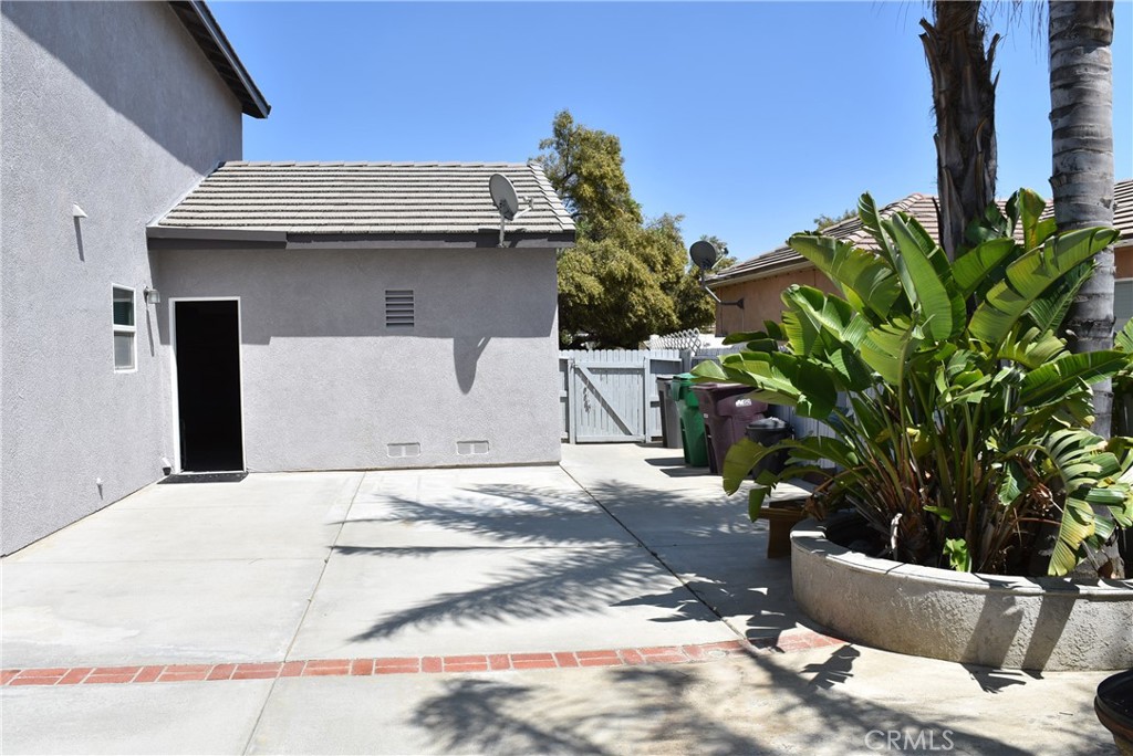 1665 Ravenswood Road Beaumont, CA 92223 - Photo 41 of 41 a view of a house with a patio