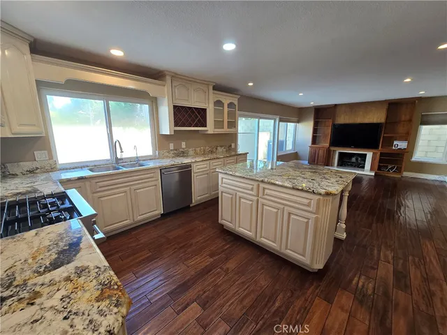 $5,200 | 13117 Dussen Lane, Cerritos, CA 90703