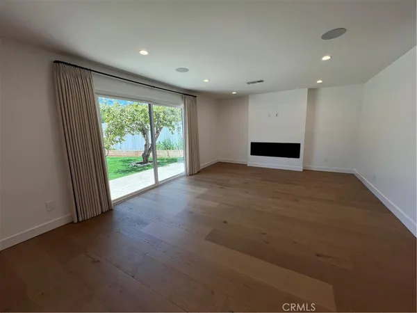 $5,700 | 1863 Burleson Avenue, Thousand Oaks, CA 91360