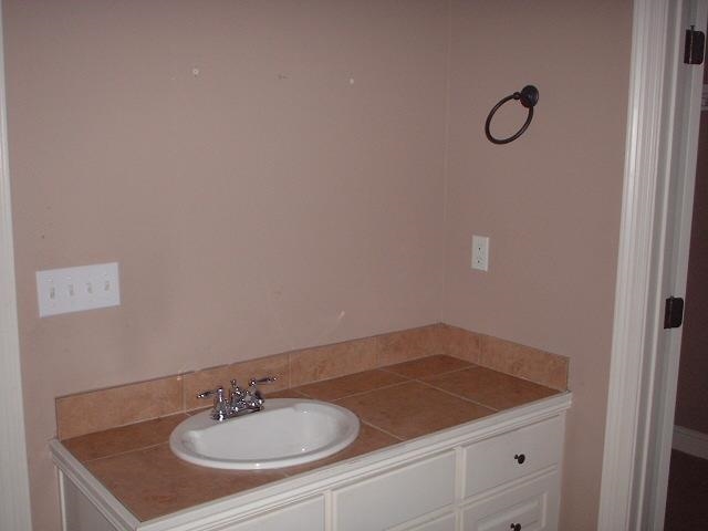 5568 Brownfields Drive Baton Rouge, LA 70811 - Photo 7 of 8 Gallery Image 7