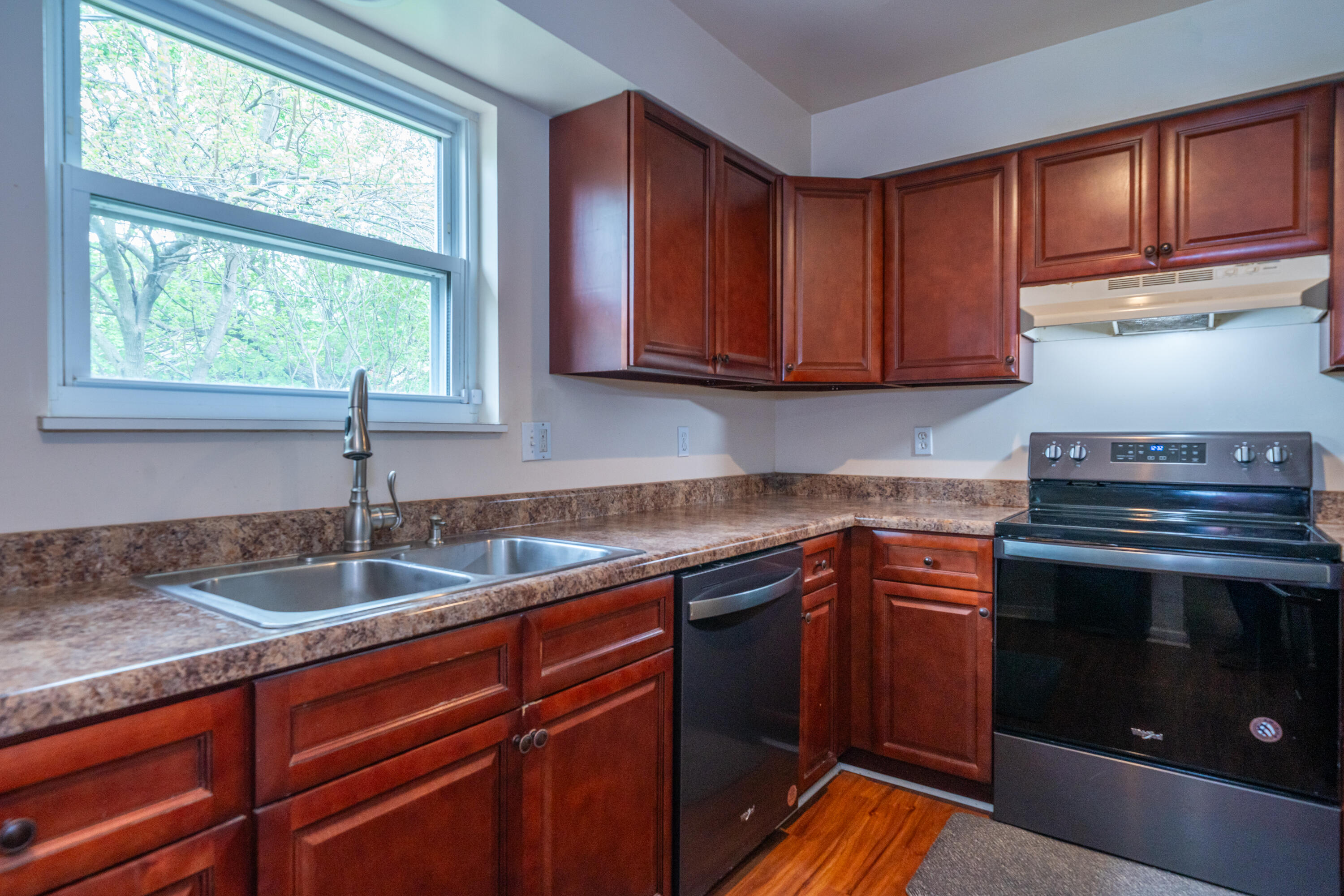 4377 Marshall Road Kettering, OH 45429 - Photo 10 of 38