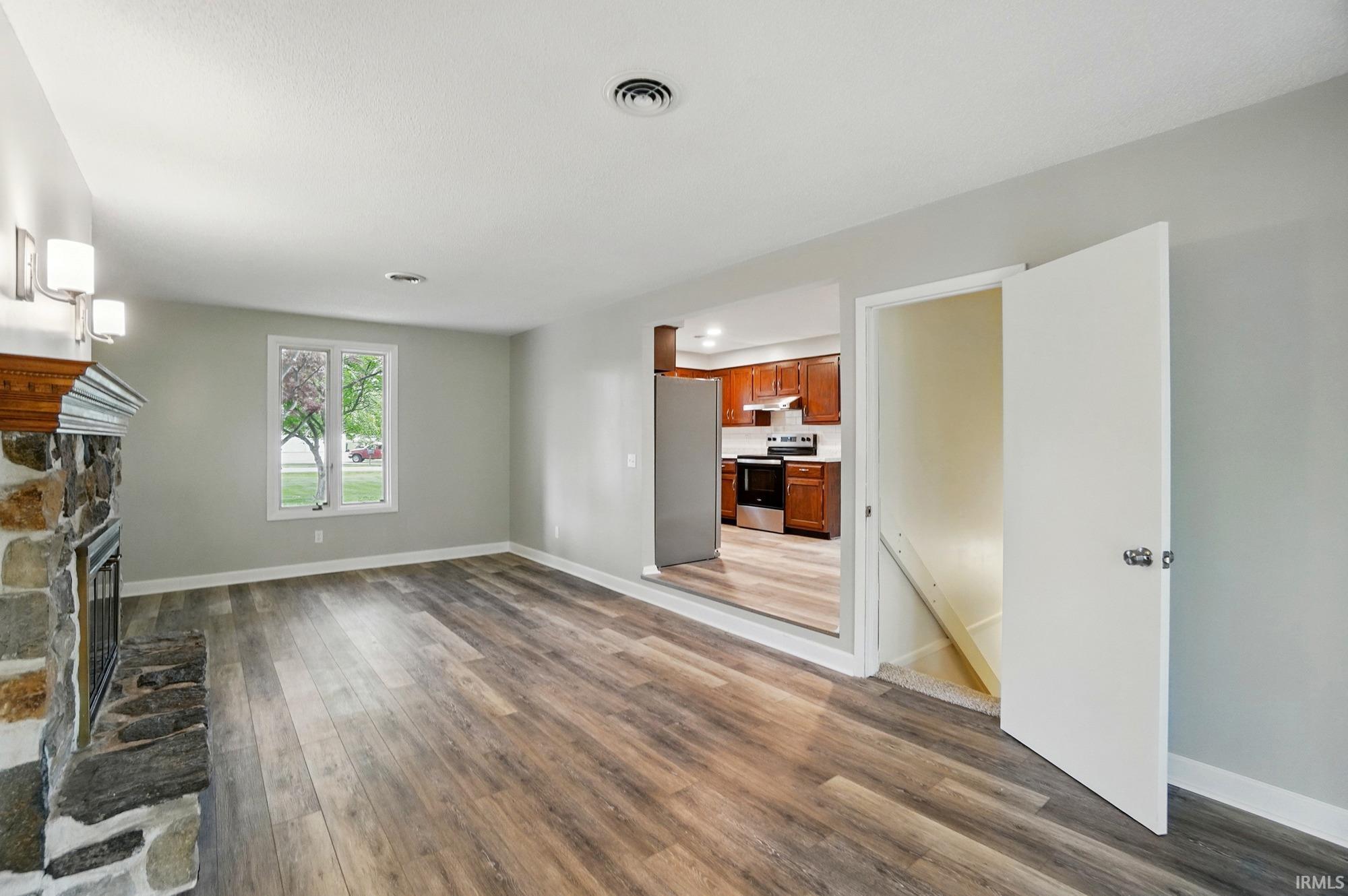 9820 Gerig Road Leo, IN 46765 - Photo 13 of 29