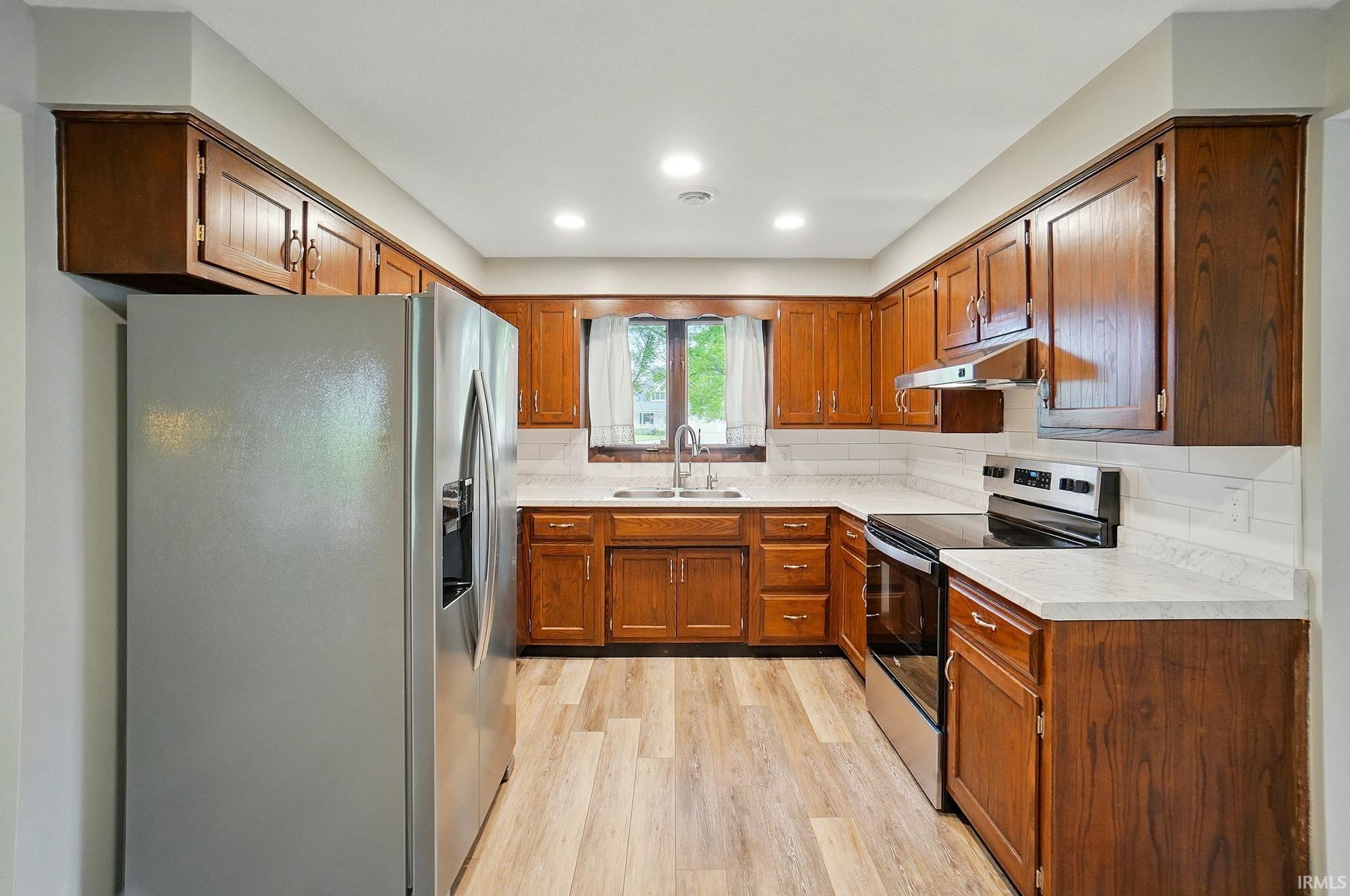 9820 Gerig Road Leo, IN 46765 - Photo 5 of 29