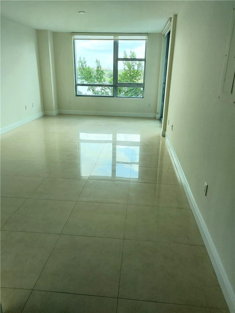 2641 North Flamingo Road, Unit 405 Sunrise, FL 33323 - Photo 7 of 18 Photo 7