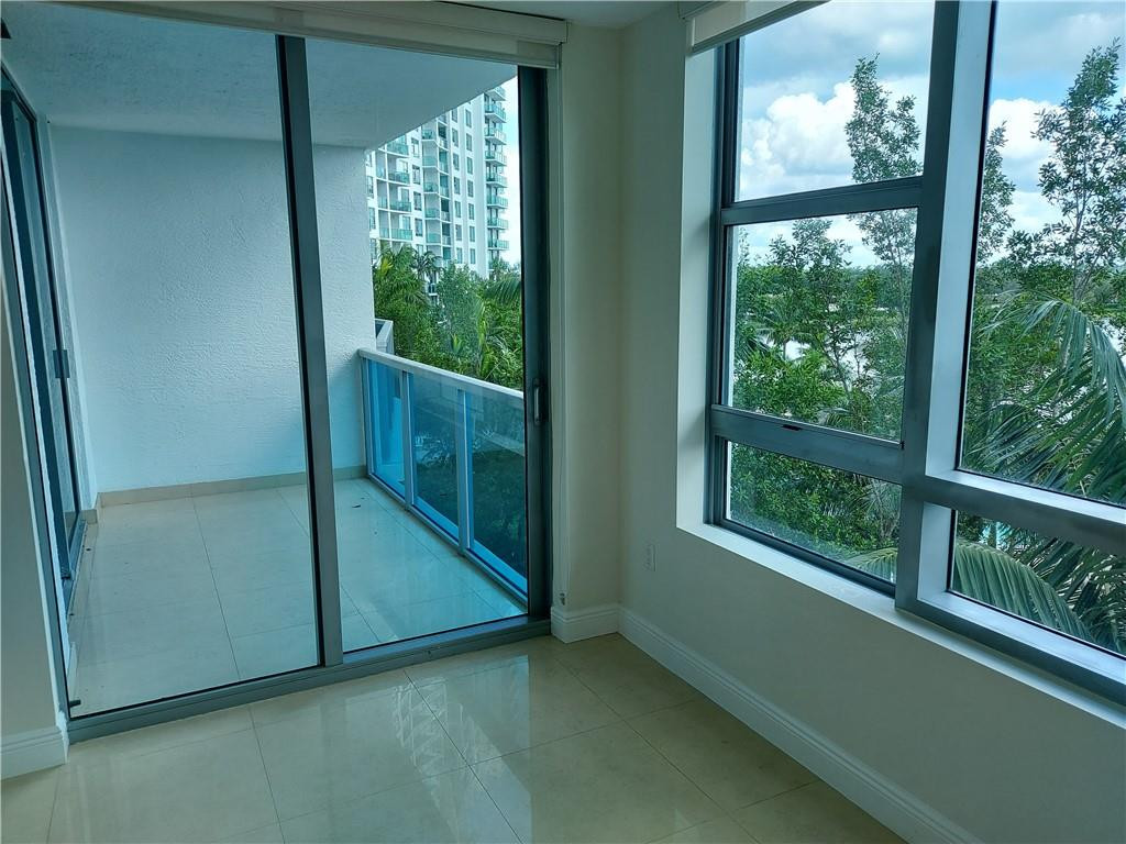 2641 North Flamingo Road, Unit 405 Sunrise, FL 33323 - Photo 8 of 18 Photo 8