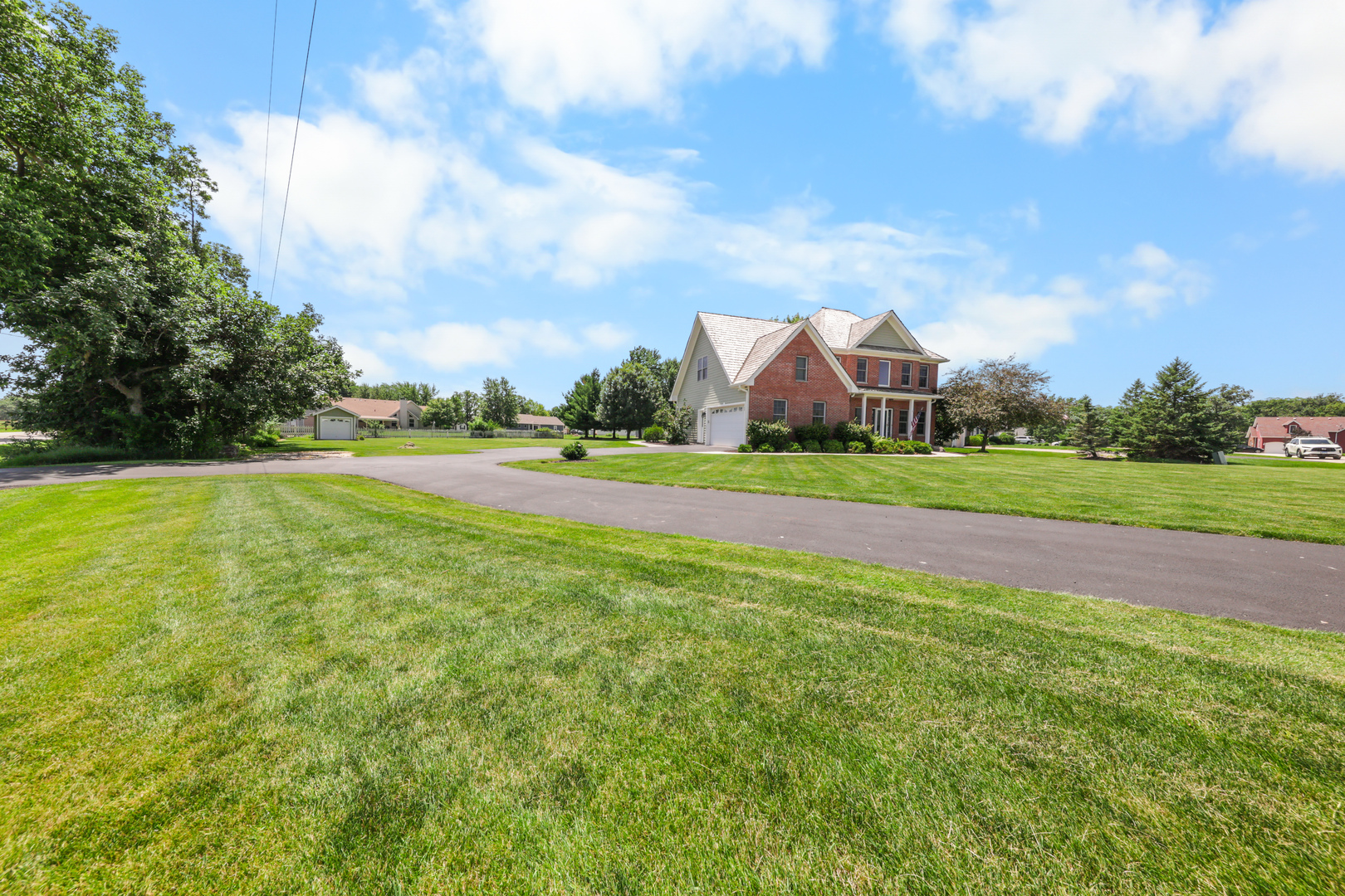 1223 Fox Run Seneca, IL 61341 - Photo 2 of 30