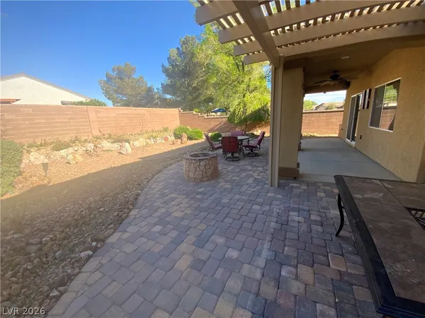 $2,100 | 4936 Semifonte Drive, Pahrump, NV 89061