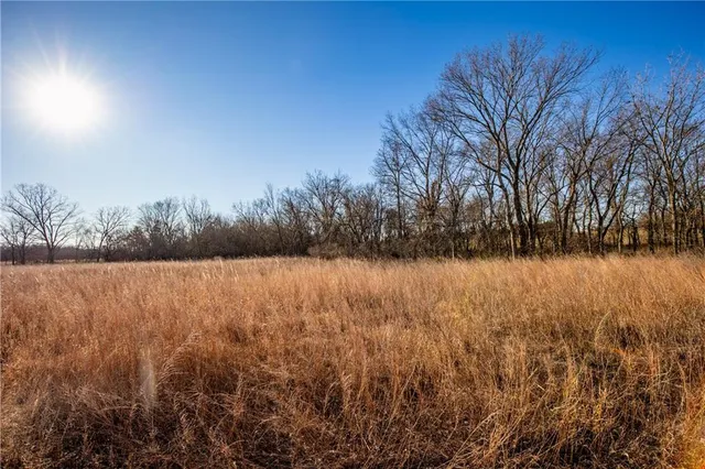 $448,000 | Scott Road, Prescott, KS 66767