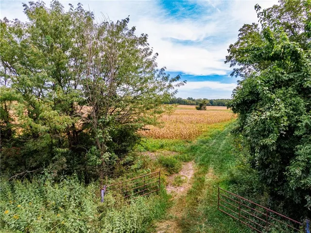 $896,000 | Scott Road, Prescott, KS 66767