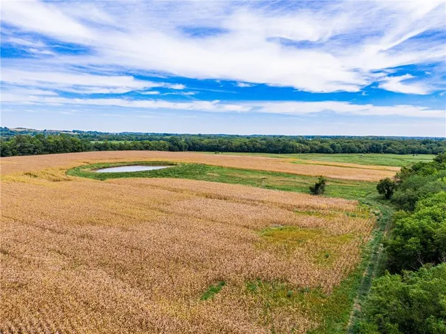 $896,000 | Scott Road, Prescott, KS 66767