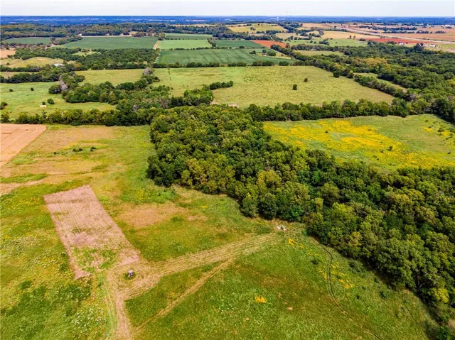 $896,000 | Scott Road, Prescott, KS 66767