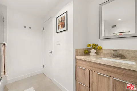 $1,295,000 | 2170 Century Park East, Unit 2107, Los Angeles, CA 90067