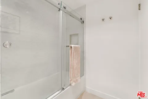 $1,295,000 | 2170 Century Park East, Unit 2107, Los Angeles, CA 90067