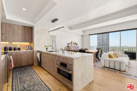 $1,295,000 | 2170 Century Park East, Unit 2107, Los Angeles, CA 90067
