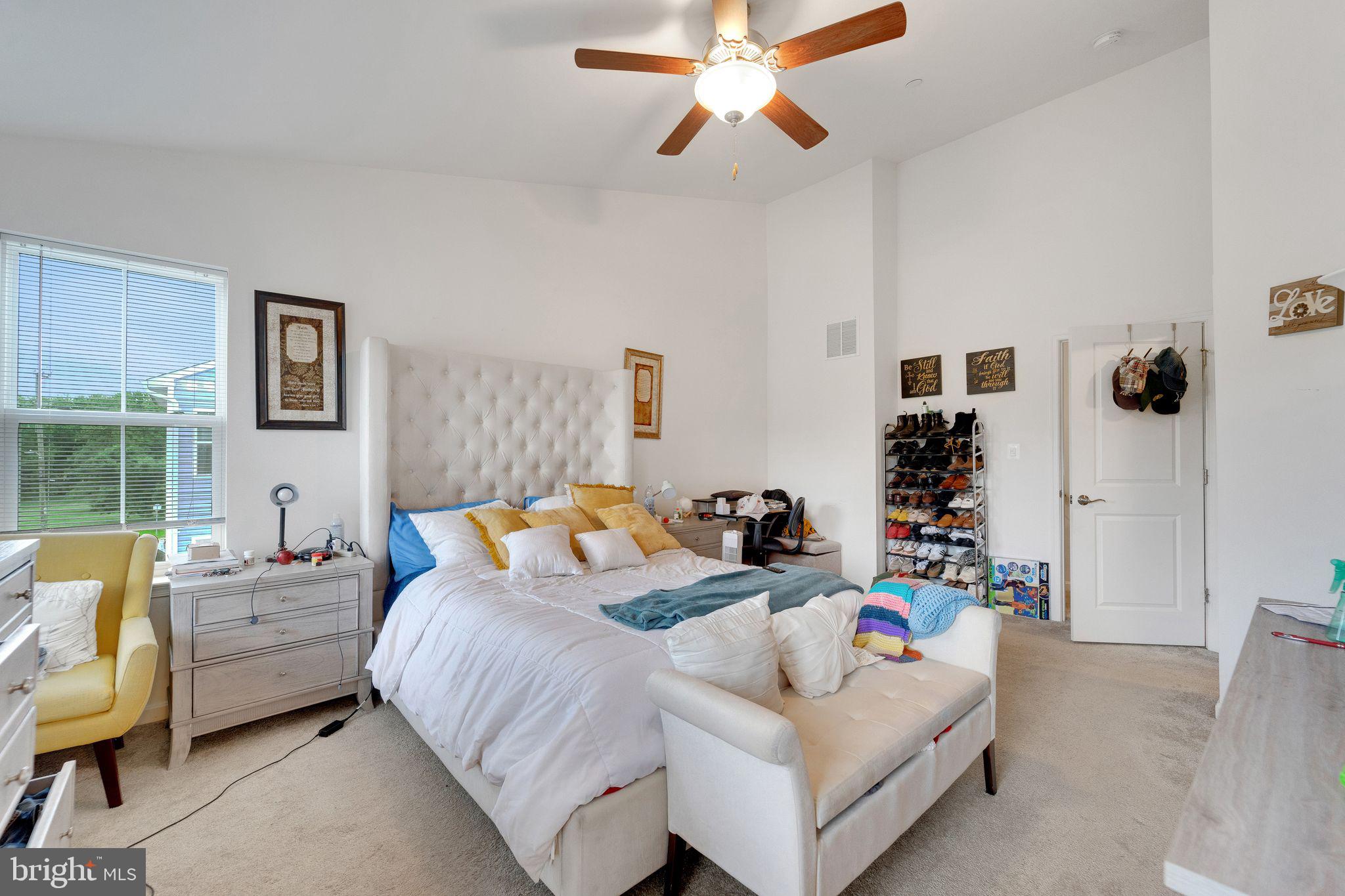 1408 Hudson View Road Essex, MD 21221 - Photo 26 of 31 Owners Suite