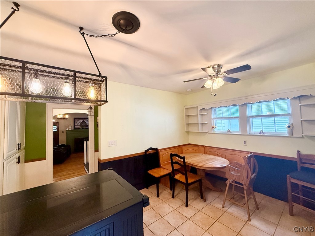 561 Main Street Oneida, NY 13421 - Photo 17 of 47 Eat in Kitchen