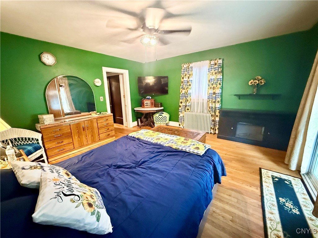 561 Main Street Oneida, NY 13421 - Photo 20 of 47 Bedroom #1 (first floor)