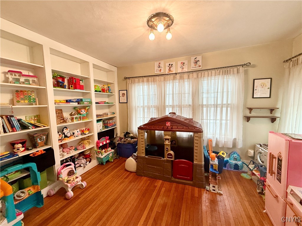 561 Main Street Oneida, NY 13421 - Photo 22 of 47 1st floor office/den/playroom