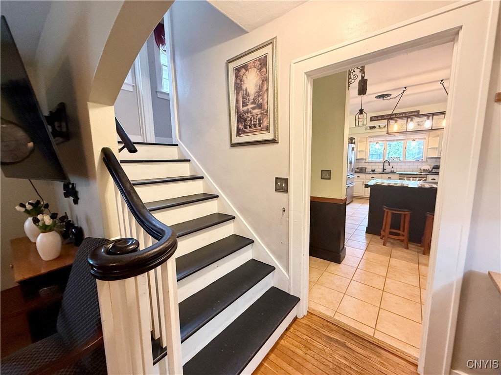 561 Main Street Oneida, NY 13421 - Photo 23 of 47 Stairway to 2nd floor